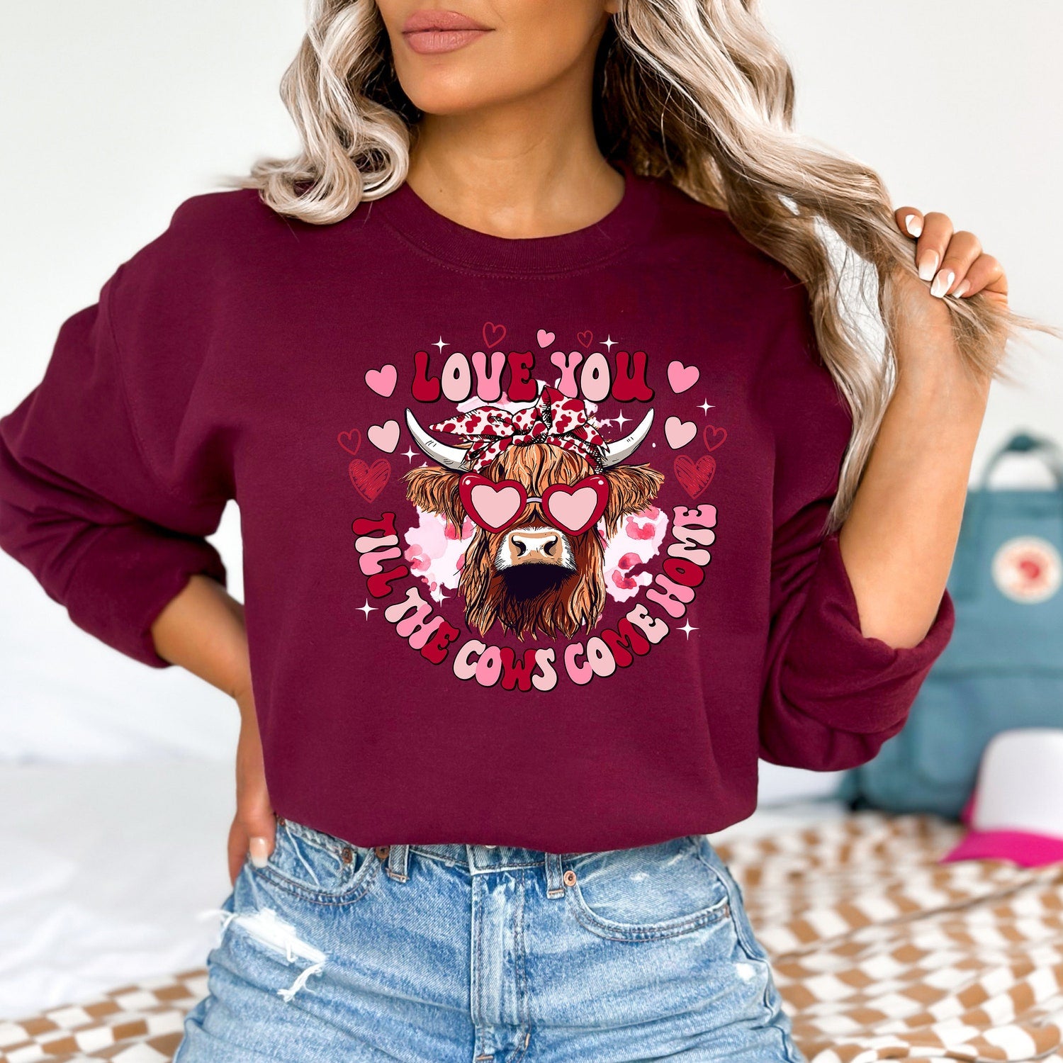 Valentines Day - Cow Lover Valentines Sweatshirt, Cow Lover Gift, Valentines Day Shirt, Cow Sweatshirt, Valentines Day Sweater, Cow Valentine Sweater, XOXO