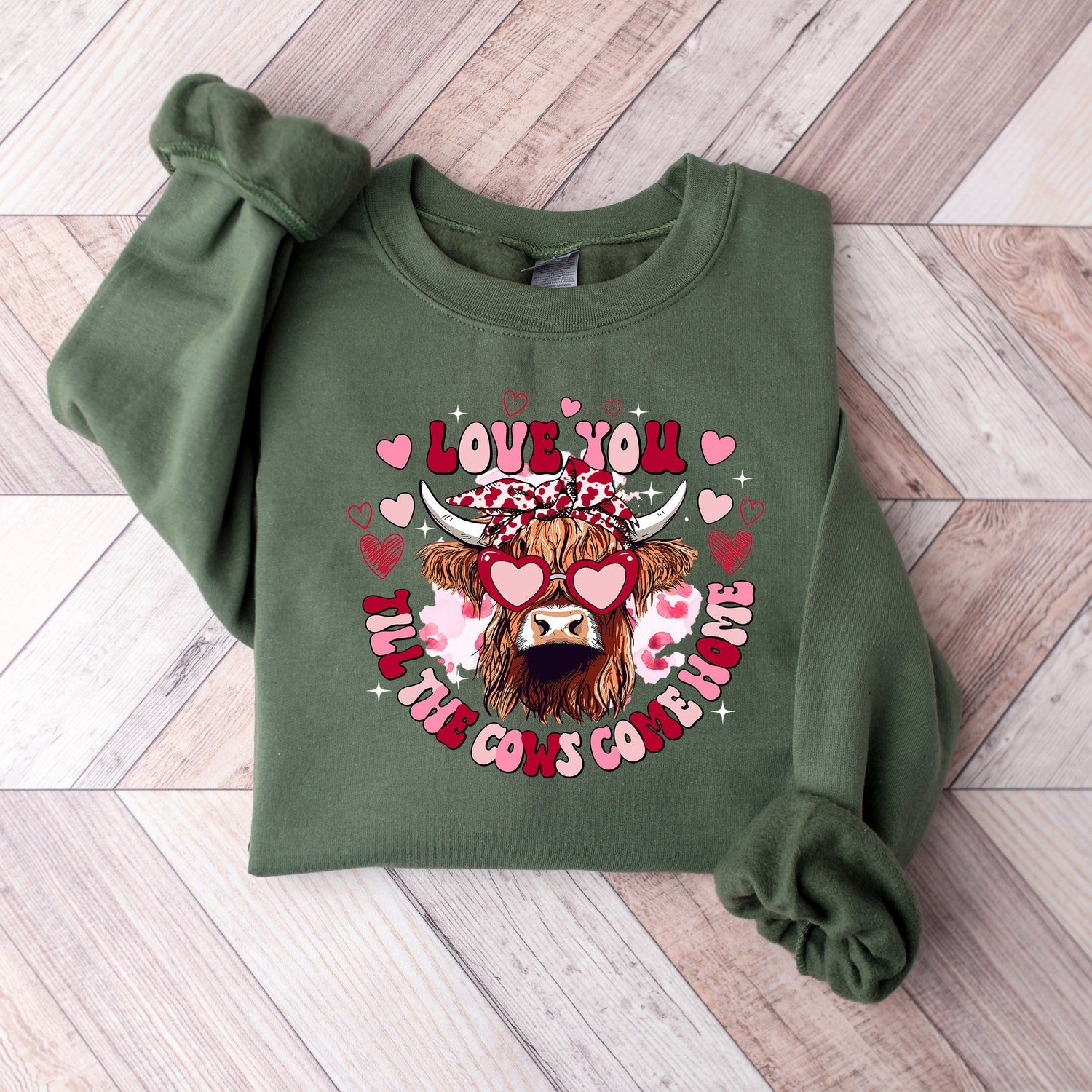 Valentines Day - Cow Lover Valentines Sweatshirt, Cow Lover Gift, Valentines Day Shirt, Cow Sweatshirt, Valentines Day Sweater, Cow Valentine Sweater, XOXO