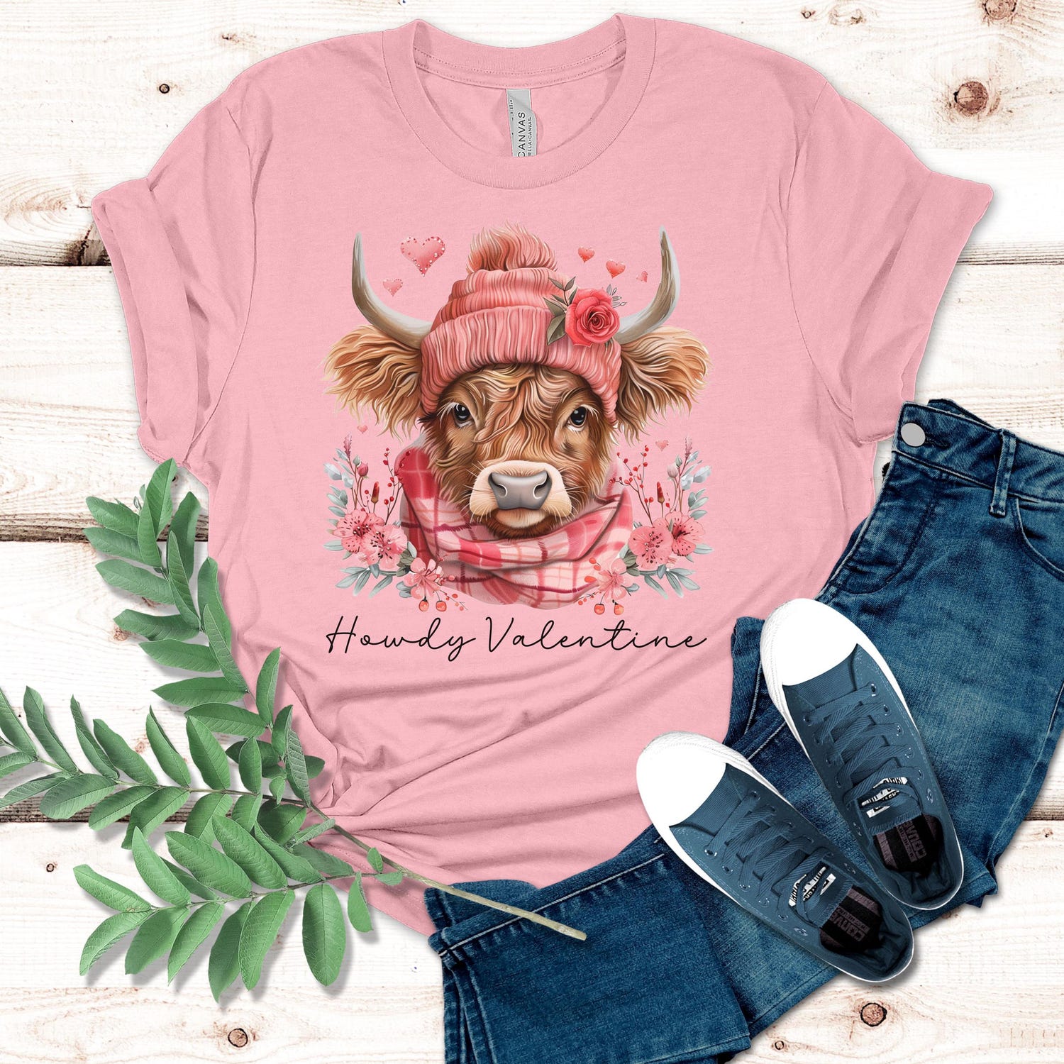 Valentines Day - Highland Cow Valentine's Day t-shirt, Howdy Valentine shirt, Coos Cow tee, Funny Western Valentine Tshirt, Valentine's Gift for Cowgirl,