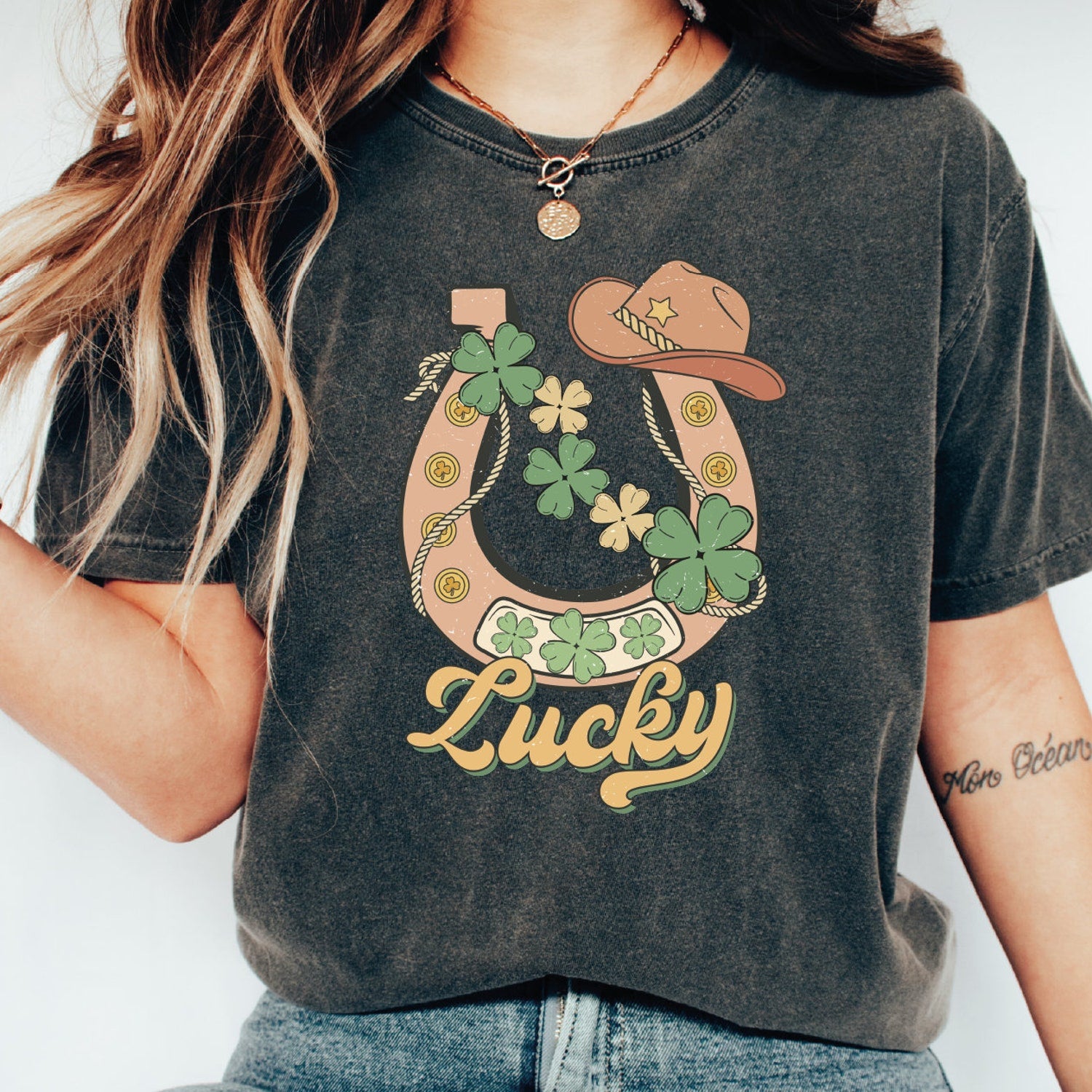 St Patricks Day - Lucky Horseshoe Cowboy St Patricks Day Shirt Unisex Adult Comfort Colors Shirts